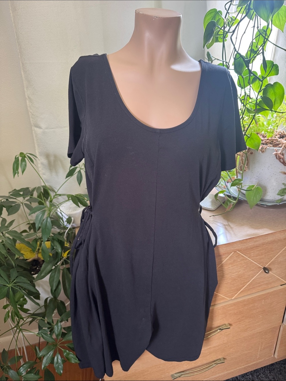 AnyBody Black Women's Scoop Neck Romper